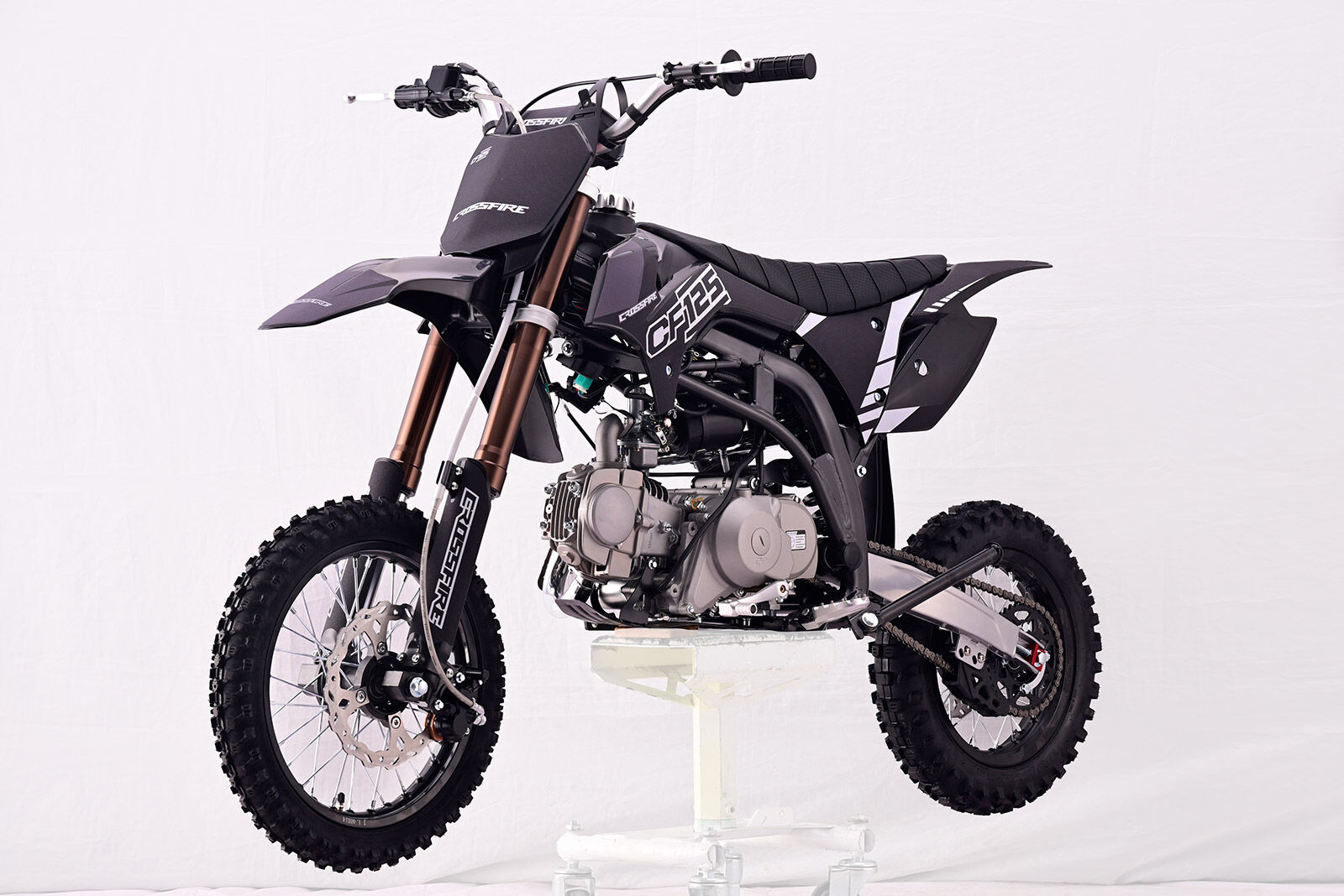 CF125blk (5)