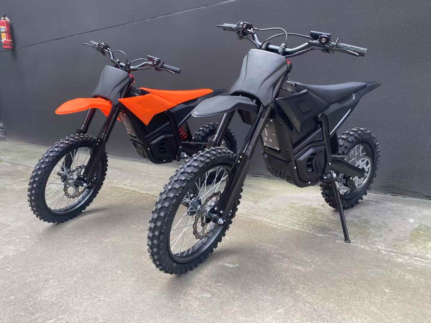 rn-image_picker_lib_temp_c5d8fb7d-86e8-4307-8f82-8950795842b4