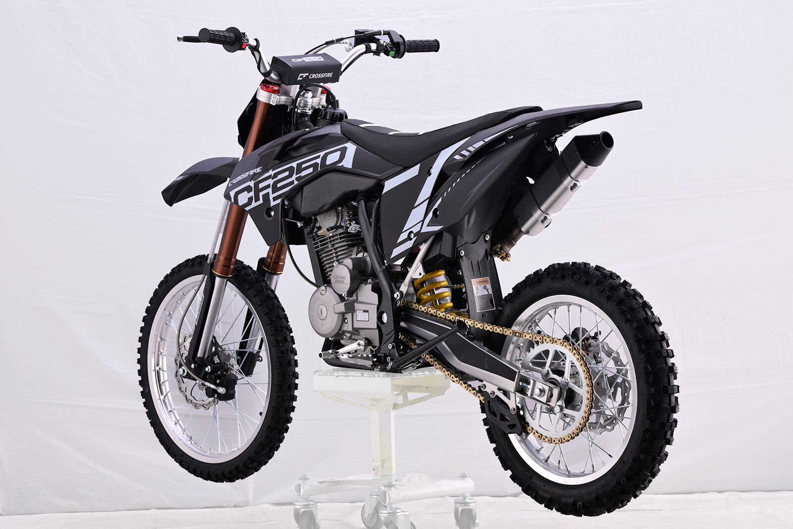 CF250blk (5)