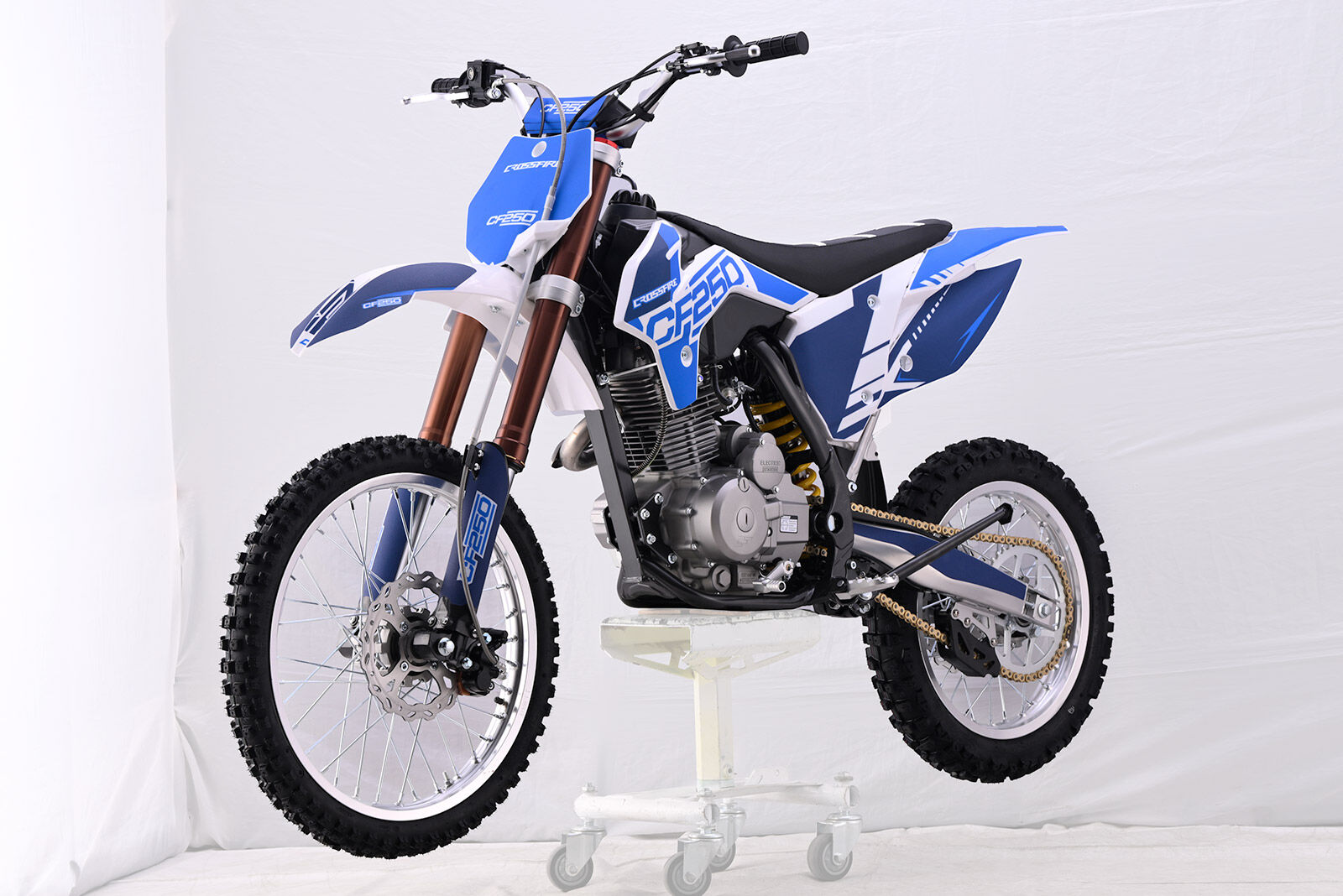 CF250blue (1)