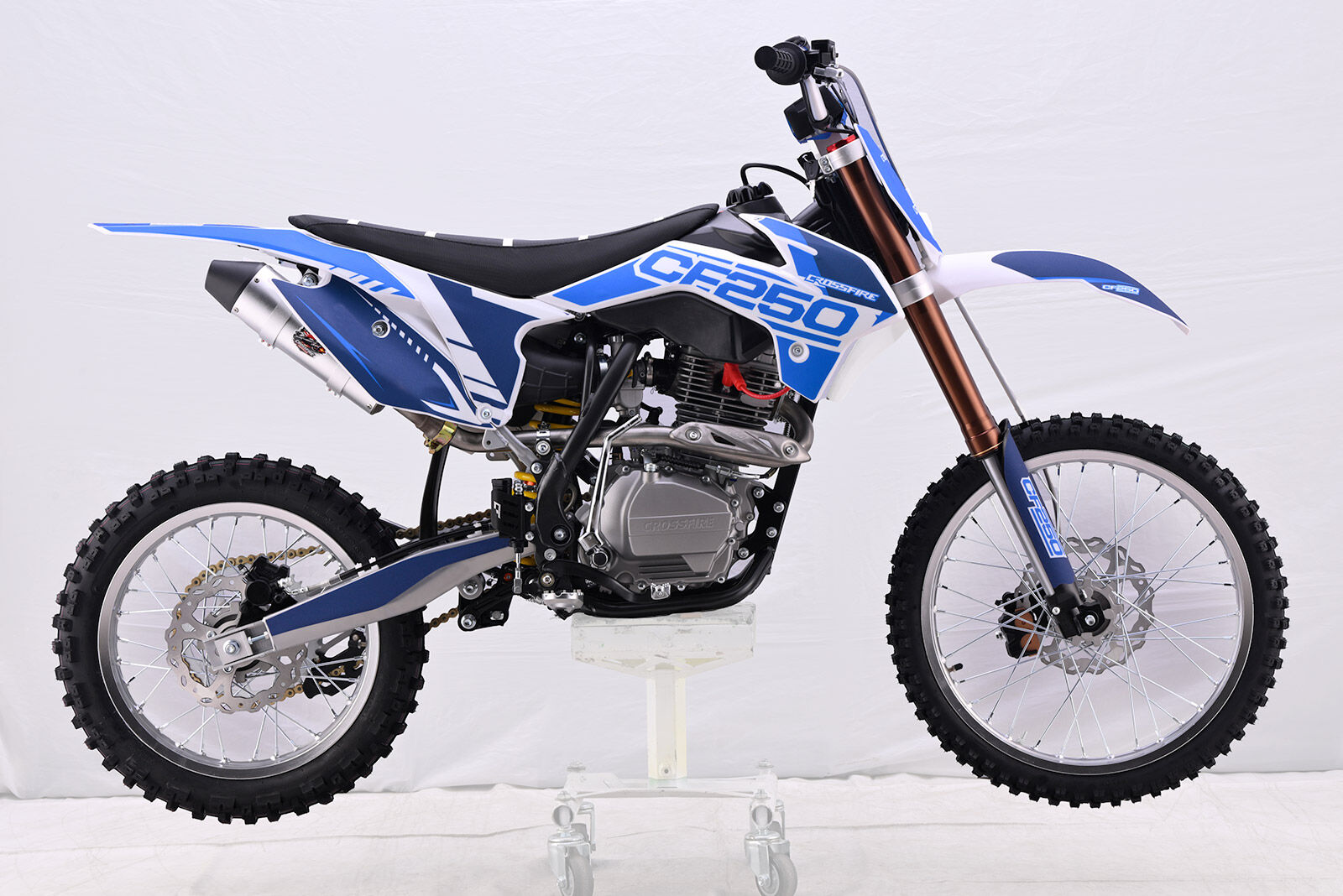 CF250blue (3)