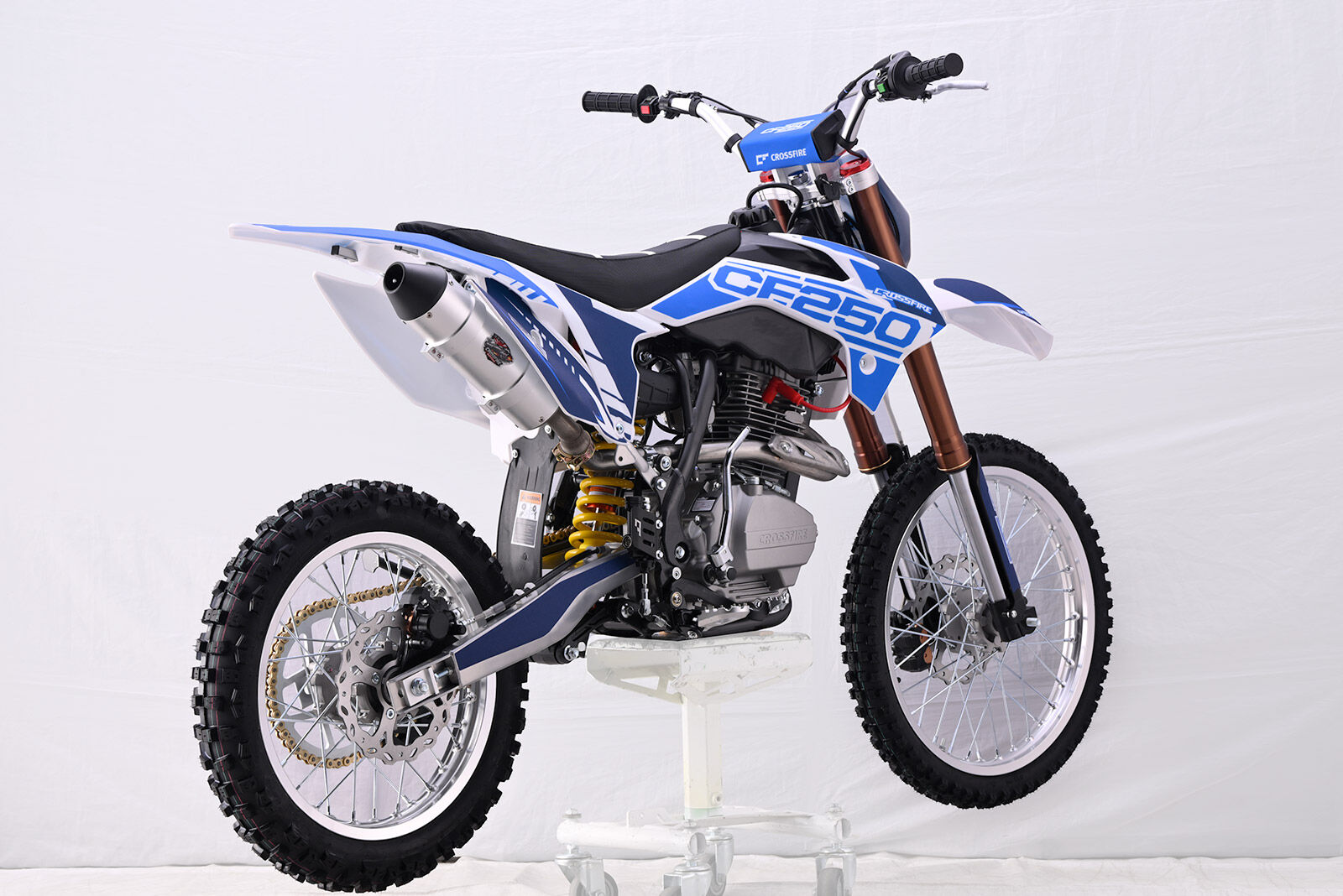 CF250blue (6)