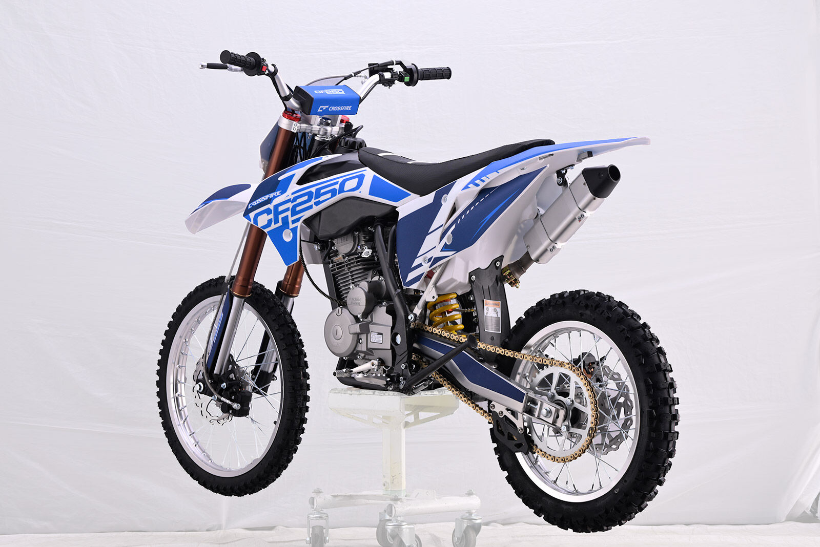 CF250blue (7)