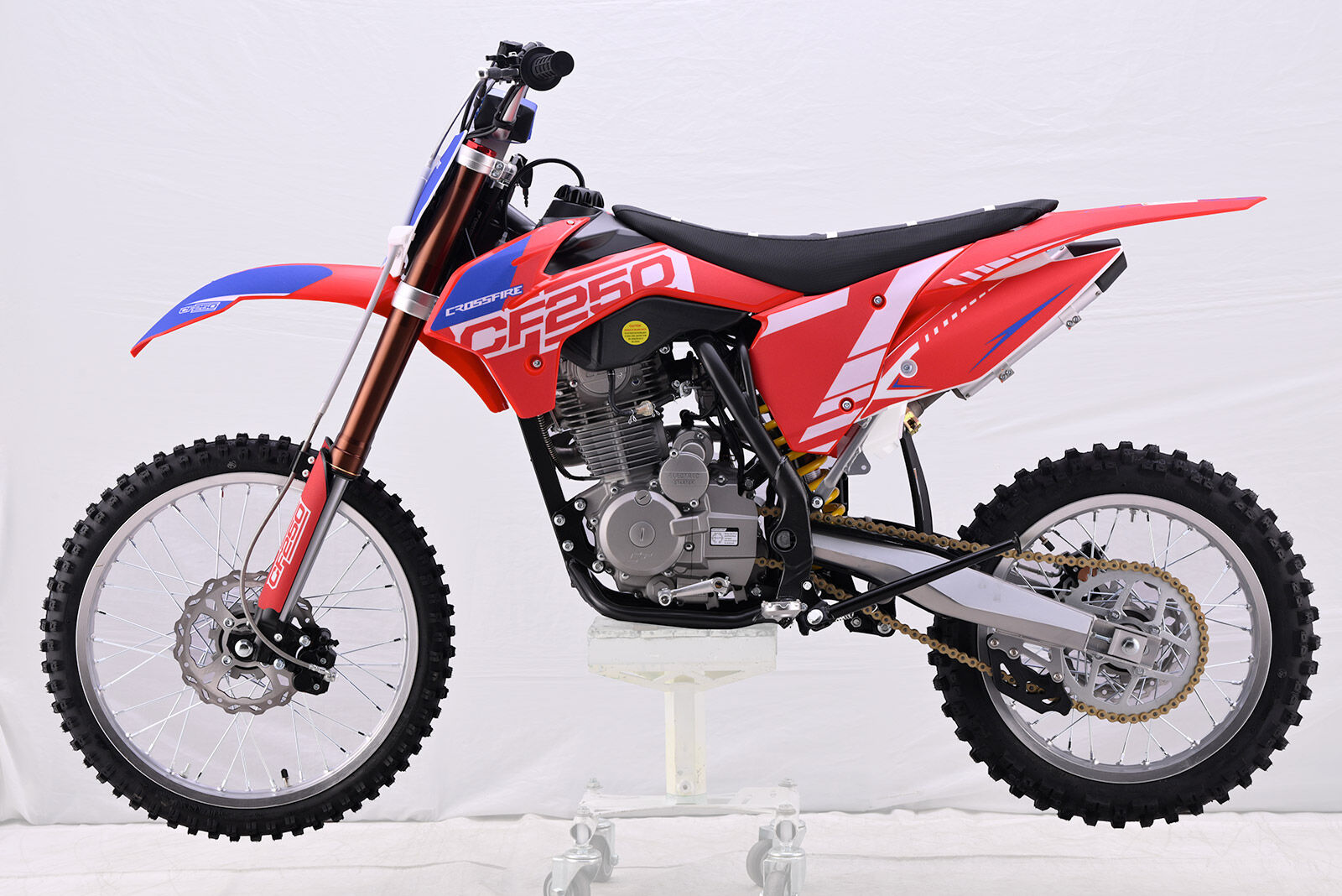 CF250red (2)